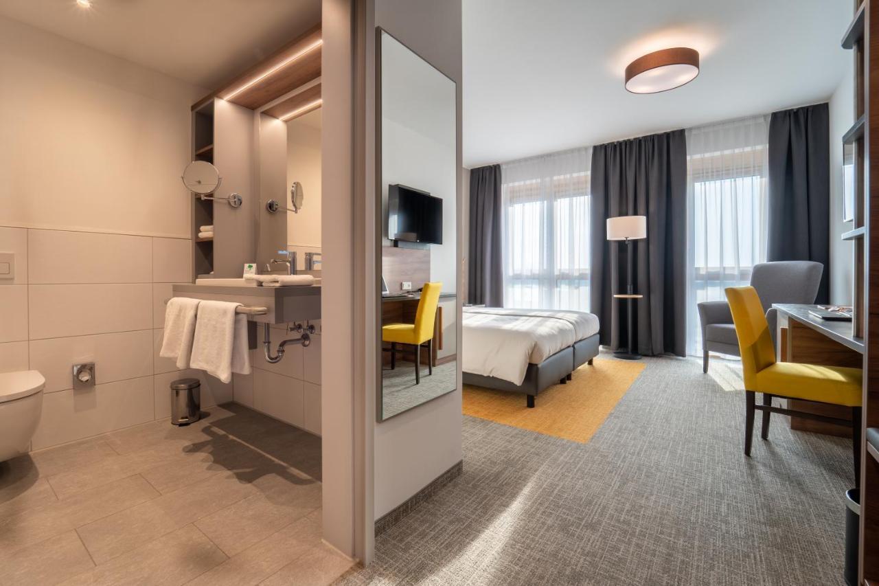 Hotel Includio Регенсбург Экстерьер фото